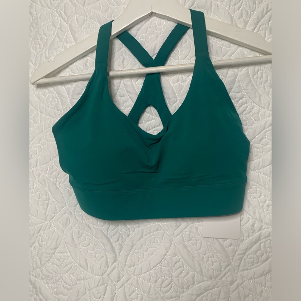 Women's sports bra